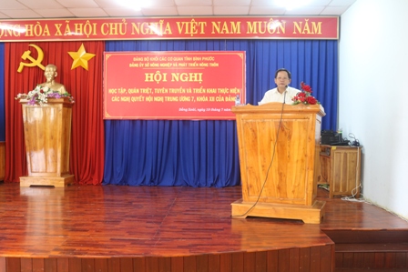 Giám đốc Sở Trần Văn Lộc triển khai các Nghị quyết