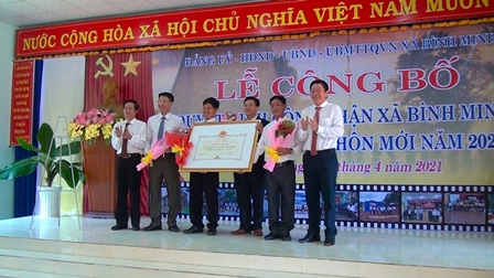 Bù Đăng: Bình Minh đón nhận danh hiệu "Xã đạt chuẩn nông thôn mới"