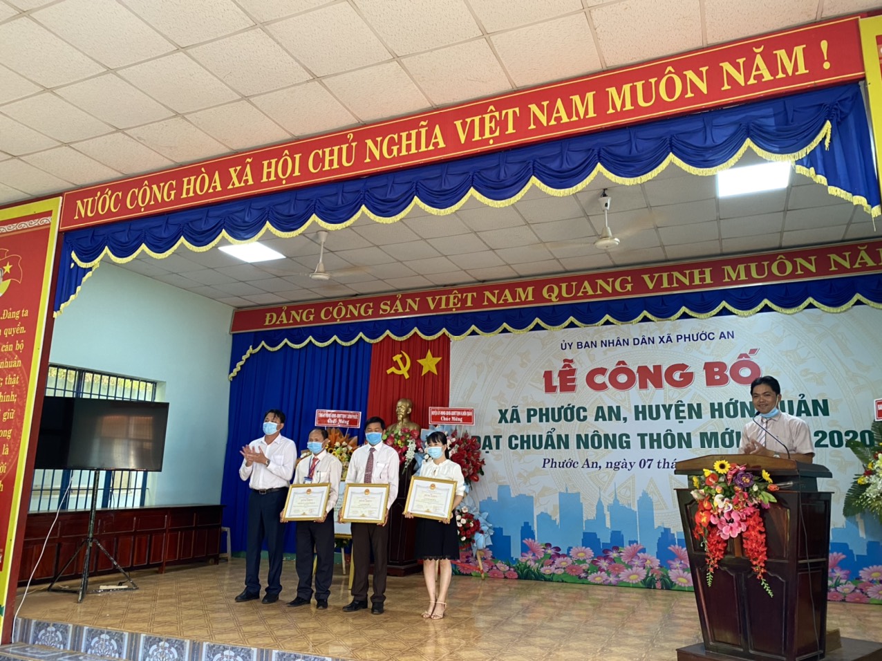 Lễ trao bằng công nhận xã Phước An, huyện Hớn Quản đạt chuẩn nông thôn mới năm 2020
