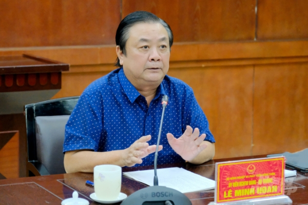 Bộ trưởng Lê Minh Hoan phát biểu tại cuộc họp bàn giải pháp tiêu thụ nông sản với 13 tỉnh ĐBSCL